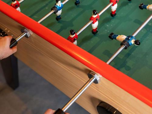 Η αίθουσα παιχνιδιών του IBIS Budget Pontivy