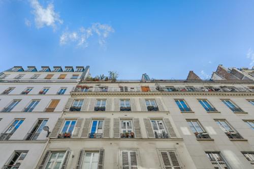 Central Paris l Mid-Term l Marais in 10min