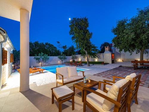 Bassein majutusasutuses Dalmatia Pool Villa Retreat või selle lähedal