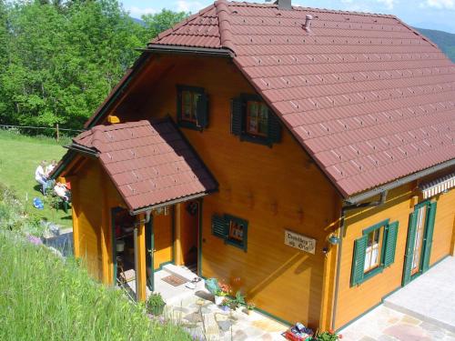 Budova, kde se prázdninový dům nachází