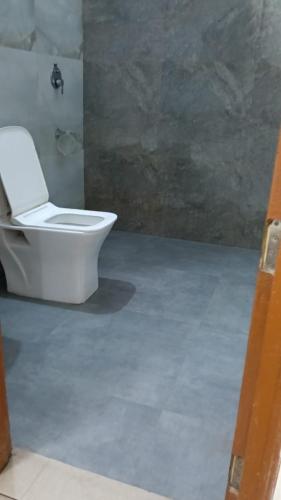 Ένα μπάνιο στο Meera Residency Vrindavan