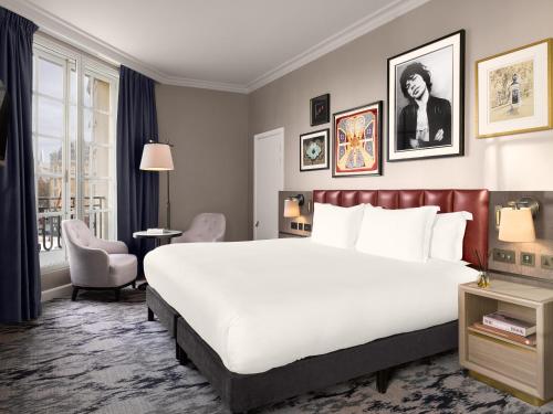 The Trafalgar St James London Curio Collection by Hilton photo 80