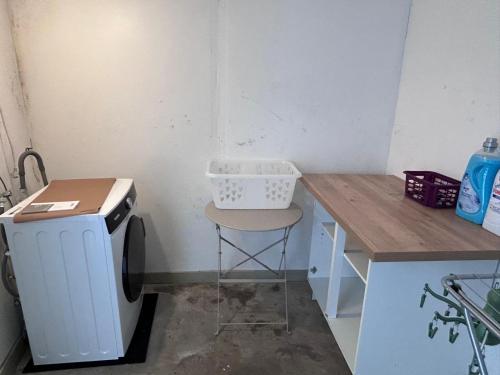 Η κουζίνα ή μικρή κουζίνα στο Le Petit Cocon de Pleyben