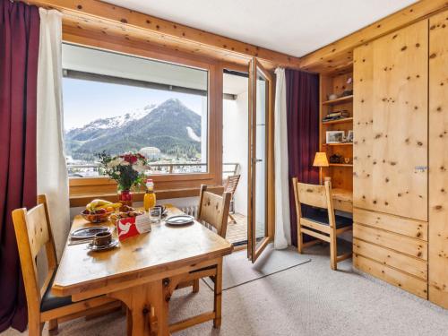 Apartment Guardaval Apt 301 by Interhome