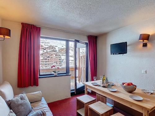 Apartment Les Olympiades-17 by Interhome