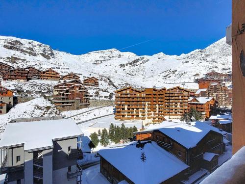 Apartment Les Olympiades-17 by Interhome