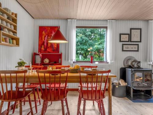 Istumisnurk majutusasutuses Holiday Home Wenche - 840m from the sea by Interhome