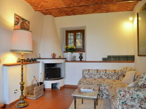 Χώρος καθιστικού στο Elegant Villa near Cortona