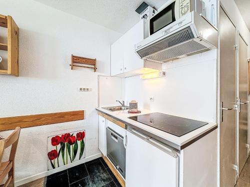 Apartment Plein Soleil - Val Claret-5 by Interhome