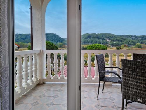 En generel udsigt til bjerge eller udsigt til bjerge taget fra lejligheden