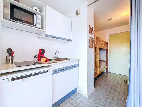 Apartment Le Lagon Bleu-9 by Interhome