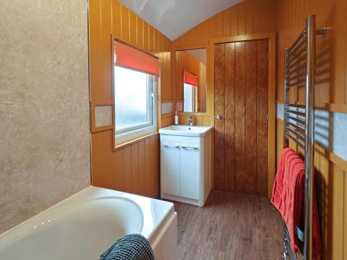 Phòng tắm tại 1 Bed in Berwick-upon-Tweed oc-a33645