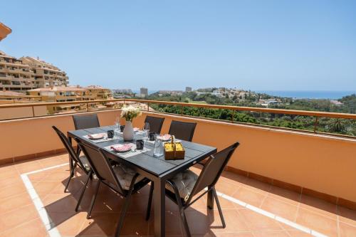 Dona Maria - Front Line Golf Duplex Seaviews