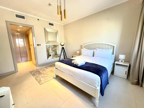 Burj Khalifa View 2 Bed Luxury Apartment photo 2
