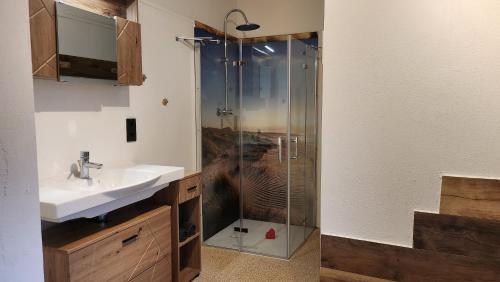 Koupelna v ubytování Ferienwohnung FeWo Plaggenburg- die Kleine große