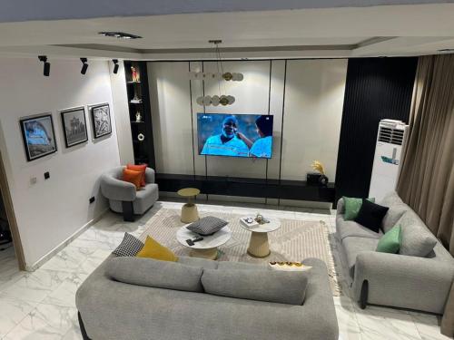 Μια τηλεόραση ή/και κέντρο ψυχαγωγίας στο Primefix