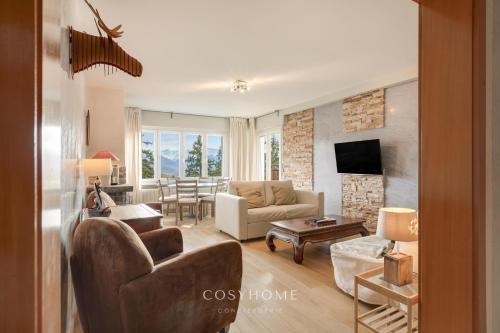 Alpine Sunset l Attique l Golf l By CosyHome