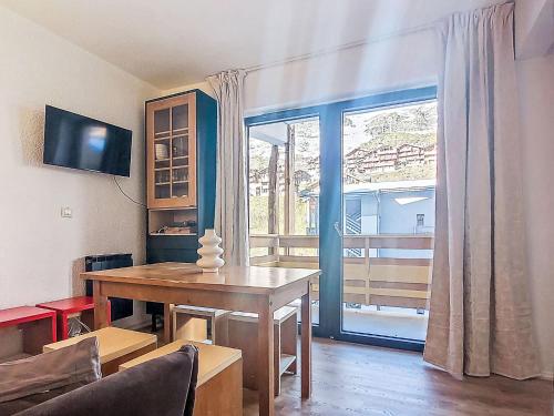 Apartment Les Olympiades-5 by Interhome