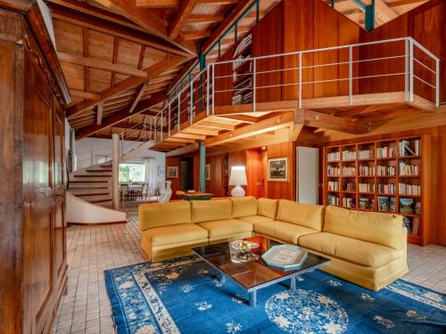 Χώρος καθιστικού στο Holiday Home Cecilia by Interhome