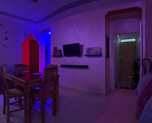 TV a/nebo společenská místnost v ubytování شقة تافوكة الصويرة