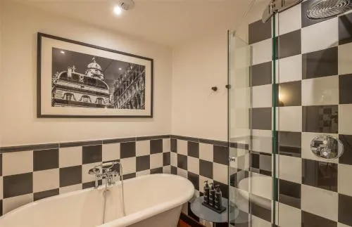 Cour des Loges Lyon, A Radisson Collection Hotel photo 19
