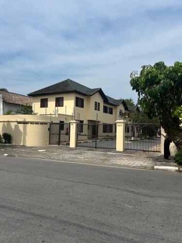 Bygningen som feriehuset ligger i