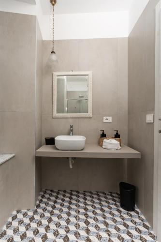 I tre santi apartment by Dimorra