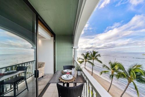Fotografie z fotogalerie ubytování Lahaina Shores 607 · LS 607 Beachfront Remodeled Studio Stunnin v destinaci Lahaina