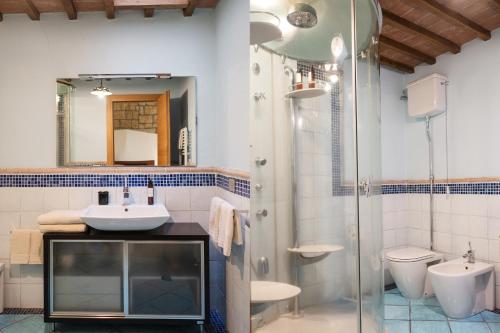 Koupelna v ubytování Le Dimore by Borgo Tessile - Voltumna