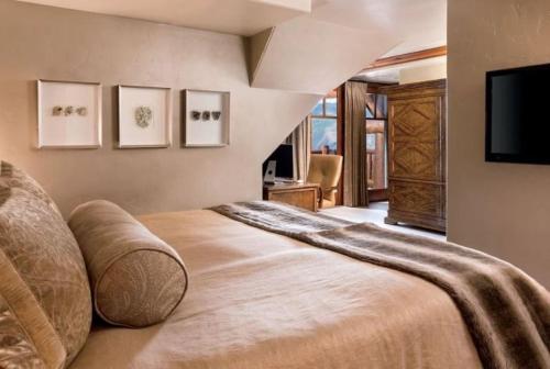 Ένα ή περισσότερα κρεβάτια σε δωμάτιο στο Bachelor Gulch Ritz-Carlton 2 Bedroom Mountain Residence With Ski In, Ski Out Access, Hot Tub, And Full Service Spa