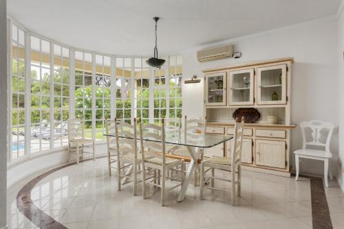 Vila Popa - Golf Front with Games Room by HD