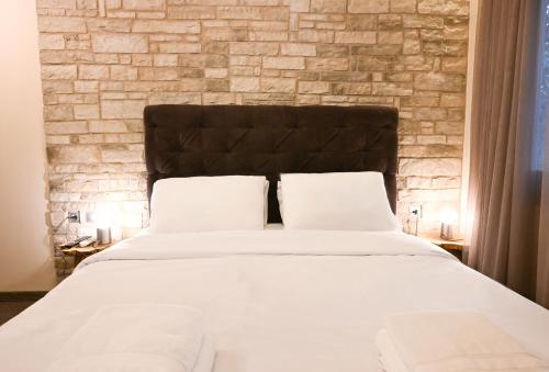 Kallithea Cozy Stonewall Studios