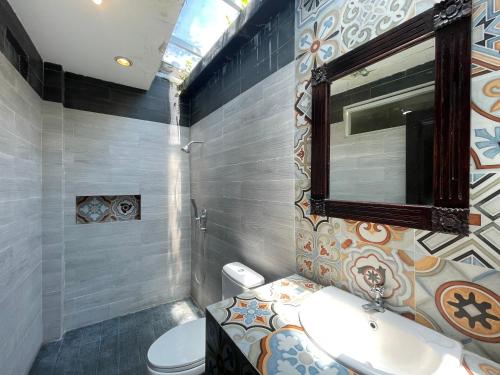 Koupelna v ubytování Klungkung Tower Hotel