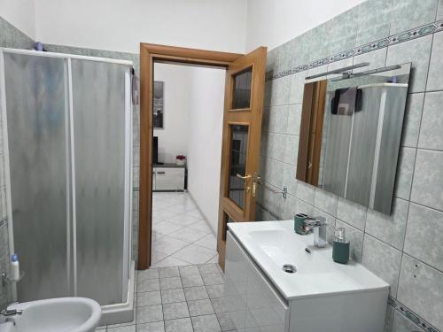 Koupelna v ubytování Lady's house