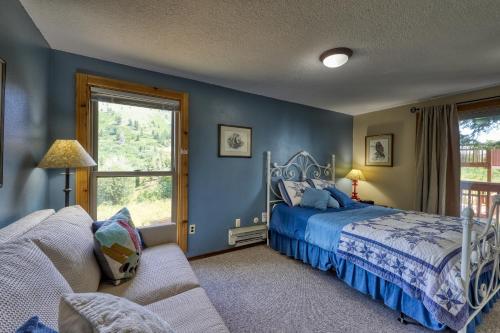 En eller flere senge i et værelse på Little Deer Point -270 I