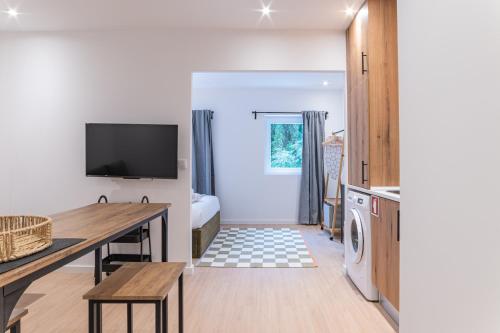 Campolide Charming Studios & Apartments
