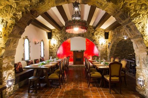 Restaurace v ubytování Fortaleza Medieval La Manyosa
