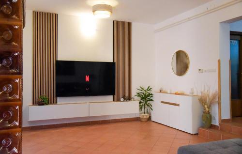Four-Bedroom Apartment In Fazana
