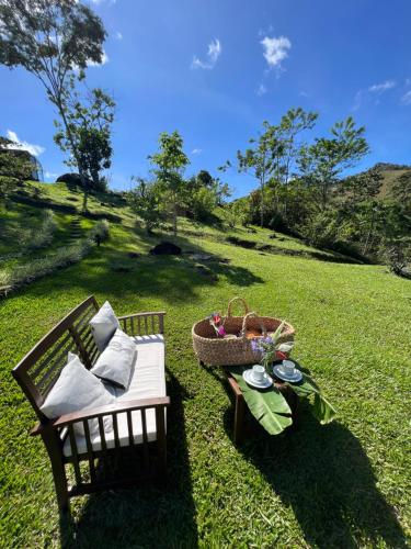 Κήπος έξω από το Cactus Chalés & Cabanas em lumiar