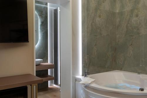 Isidoro Luxury Suites photo 29
