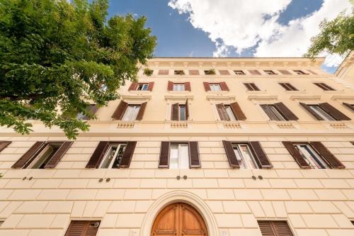 Vatican Luxury Design 3 Bedrooms Penthouse
