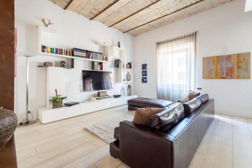 Vatican Luxury Design 3 Bedrooms Penthouse