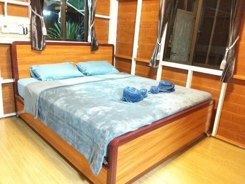 Postel nebo postele na pokoji v ubytování Modern Tor Tao camp