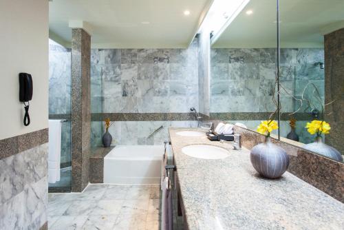 Ένα μπάνιο στο Amari Don Muang Airport Bangkok