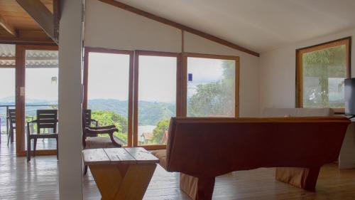 Φυσικό τοπίο κοντά σε αυτή η παραθεριστική κατοικία