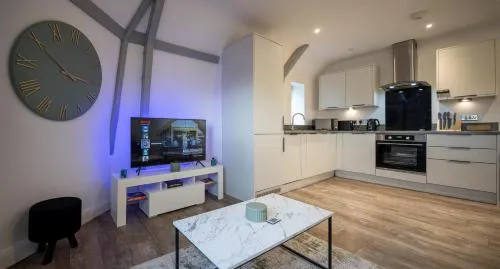 Stylish, Spacious 1 Bedroom Apartment, central photo 1