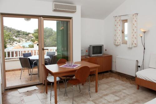 Apartments by the sea Razanj, Rogoznica - 4265