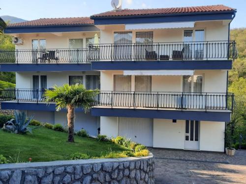 Apartments with parking space Icici, Opatija - 7885