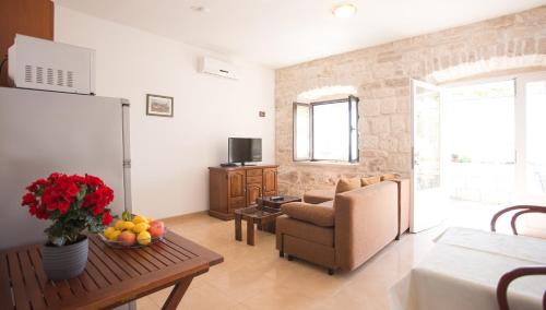 Apartments by the sea Orebic, Peljesac - 9452