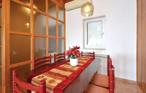 Apartments with parking space Hvar - 24988
